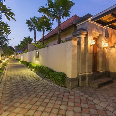 Kubal Villa Seminyak  Luaran gambar