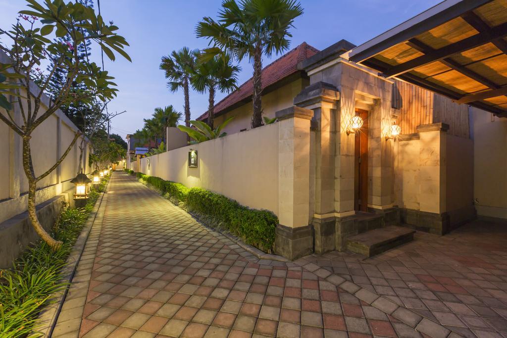 Kubal Villa Seminyak  Luaran gambar