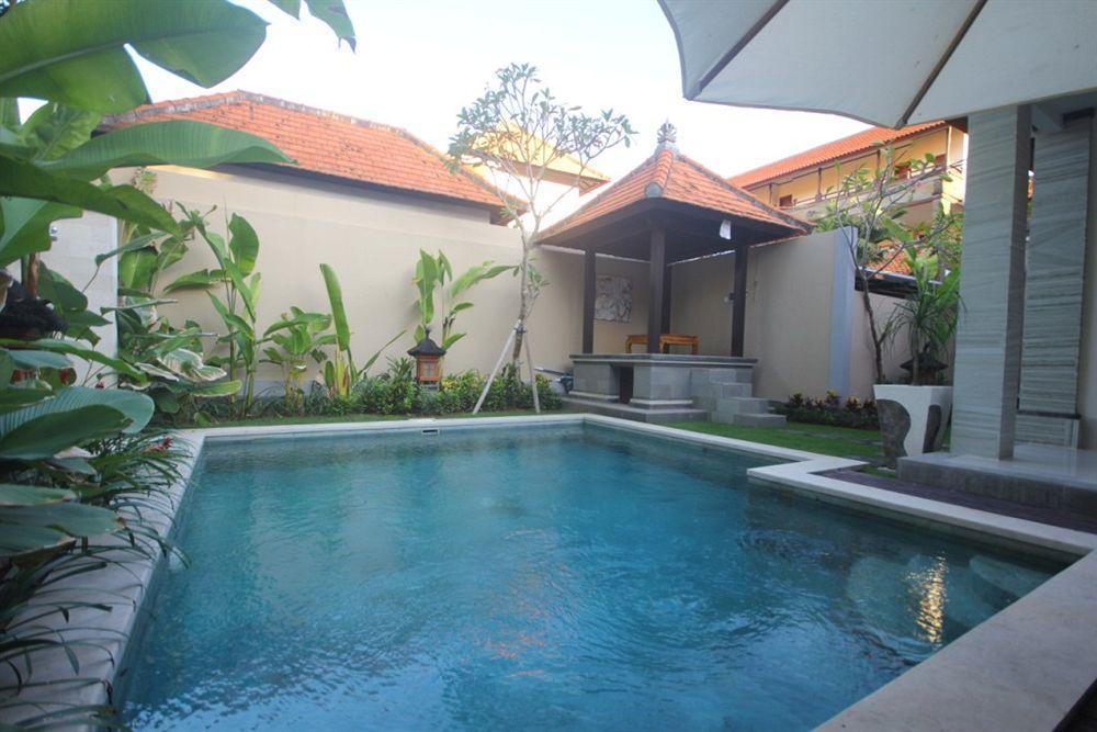 Kubal Villa Seminyak  Luaran gambar