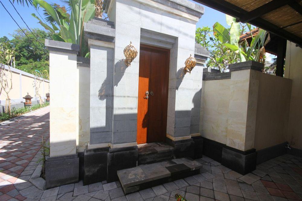 Kubal Villa Seminyak  Luaran gambar
