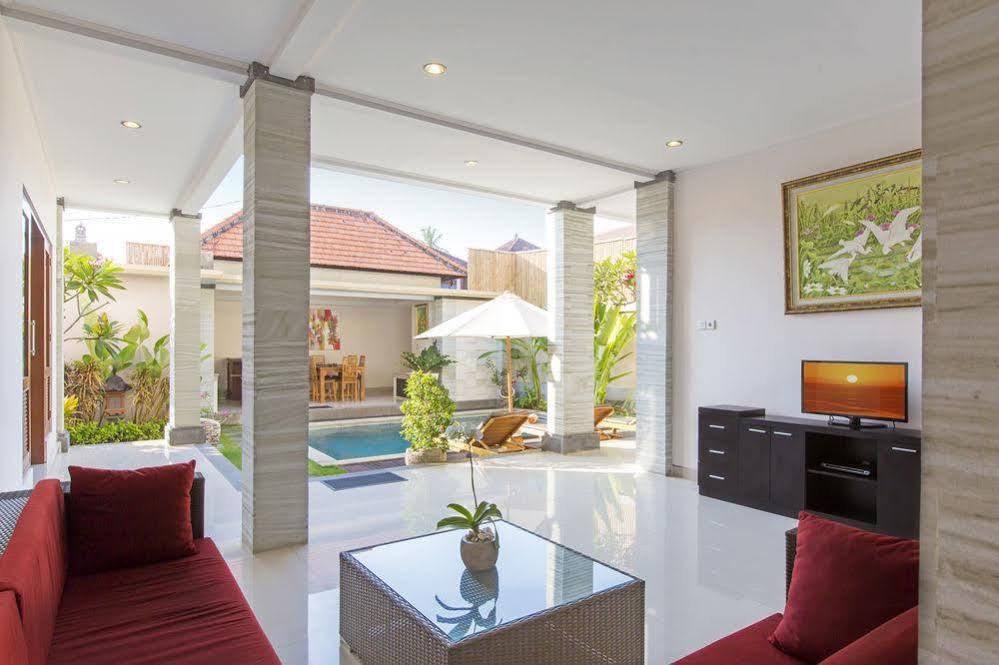 Kubal Villa Seminyak  Luaran gambar