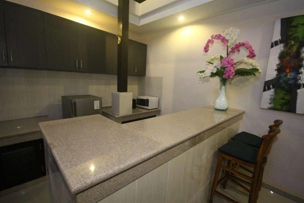 Kubal Villa Seminyak  Luaran gambar