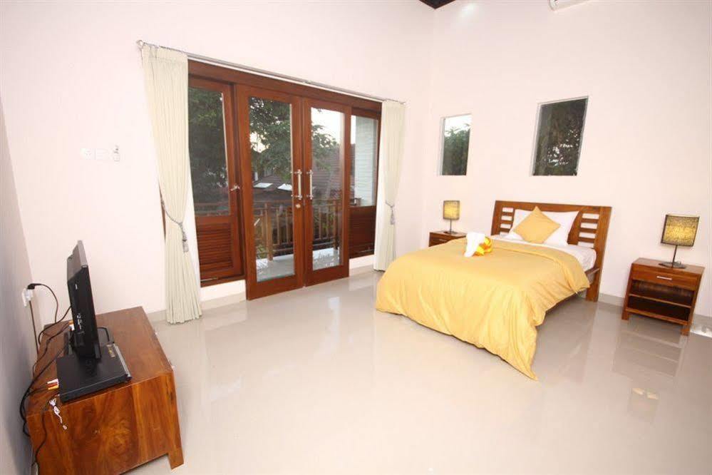 Kubal Villa Seminyak  Luaran gambar